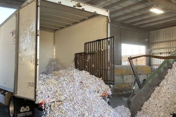 paper-shredding paper-shredding